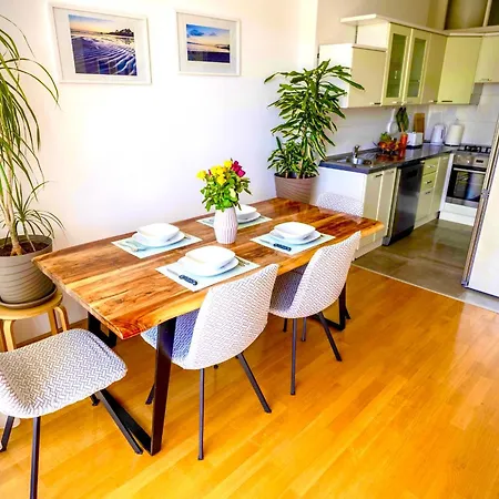 Marimari Apartment *